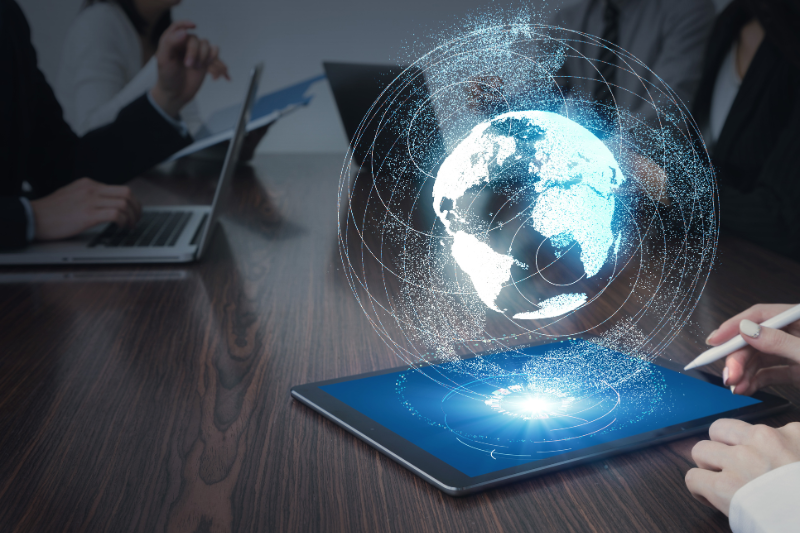 réussir localisation Saas US EU